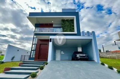 Lindíssima casa alto padrão mobiliada, à venda, em condomínio fechado.