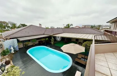 Conforto e espaço! casa de 6 dormitórios com espaço gourmet e piscina, localizad