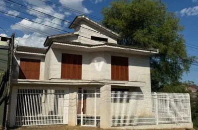 Casa em construção à venda, localizada no bairro dom antônio reis