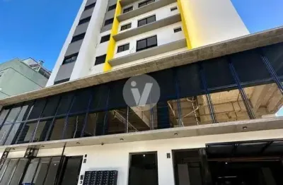 Apartamento 2 dormitórios, com sacada, churrasqueira e vaga, localizado próximo