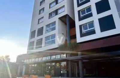 Apartamento 01 dormitório mobiliado e com vaga, localizado no bairro camobi.