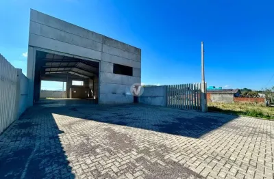 Pavilhão disponível para locação com estacionamento, bairro tomazetti!