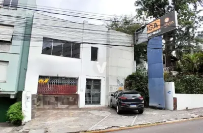 Espaço amplo e versátil: descubra nossa casa comercial perfeita para seus negóci
