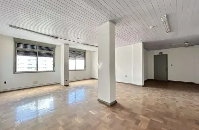Sala comercial para locação, com ótima distribuição no centro de Santa Maria.
