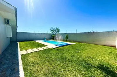 Casa térrea à venda, pátio e piscina aquecida, no Verdes Pampas, bairro Camobi!