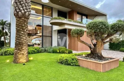 Casa mobiliada e decorada com vista para a Marina e Infraestrutura Completa.