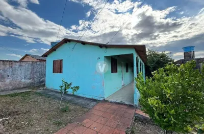 Casa à venda, 4 dormitórios, localizada na Cohab Fernando Ferrari, bairro Camobi