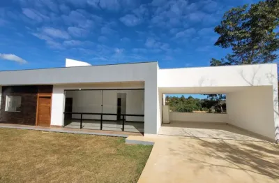 Casa no condomínio vale do luar na cidade de  jaboticatubas