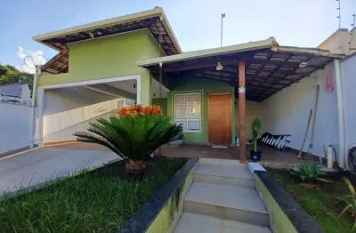 Casa com 3 dormitórios à venda, 131 m² por r$ 900.000,00 - condomínio trilhas do sol - lagoa santa/mg