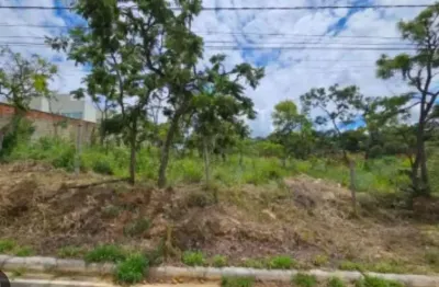 Excelente lote a poucos metros da lagoa no recanto da lagoa
