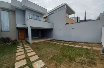 Casa em condomínio fechado com 3 quartos à venda em Sobradinho, Lagoa Santa 