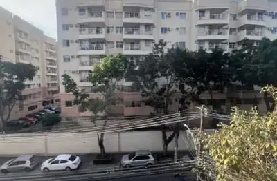 Apartamento com 2 quartos à venda na rua retiro dos artistas, pechincha, rio de janeiro, 62 m2 por r$ 249.000