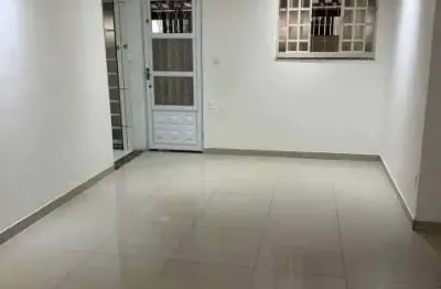 Apartamento com 2 quartos à venda na rua leocádio figueiredo, guadalupe, rio de janeiro por r$ 200.000