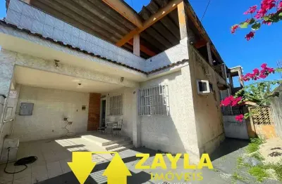 Duas casas no mesmo terreno à venda em irajá - rio de janeiro, rj