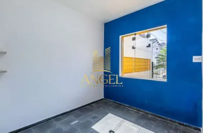Casa comercial com 3 salas para alugar na Rua Jaboticabal, 346, Vila Bertioga, São Paulo