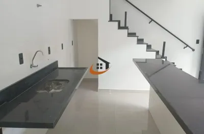 Sobrado em villagio com 02 quartos  á  venda no bairro macuco- santos