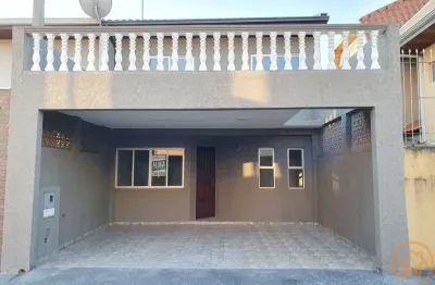 Sobrado com 3 quartos  para alugar, 100.00 m2 por R$2500.00  - Alto Boqueirao - Curitiba/PR