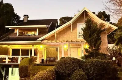 Casa com 3 quartos à venda na R. Pref. Waldemar Frederico Weber, 1872, Centro, Gramado