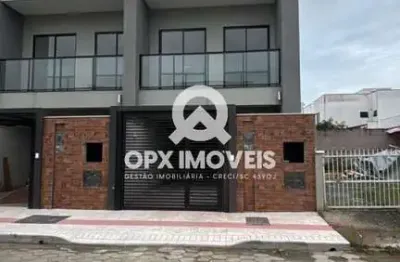 Casa com 3 quartos à venda na rua santa cruz (rua 3100 ), 445, itacolomi, balneário piçarras, 104 m2 por r$ 650.000