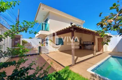 Casa duplex composta por 3 quartos com área de lazer completa á venda no itapebussu,  guarapari-es - viva guarapari imóveis