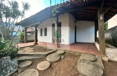 Casa a beira mar composta por 3 quartos á venda na praia de setiba, guarapari-es -