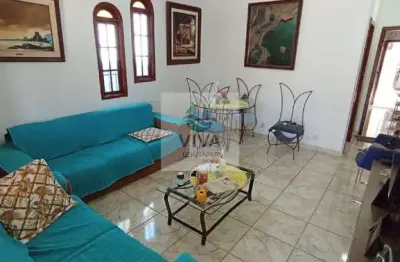 Casa composta por 3 quartos com área gourmet á venda no bairro perocão, guarapari-es - realize negócios imobiliários.