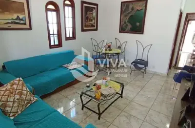 Casa à venda em guarapari-es, bairro perocao: 5 quartos, 1 suíte, 2 salas, 4 banheiros, 6 vagas, 300m². imperdível!