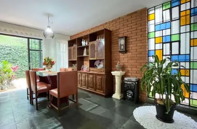 Casa com 4 quartos à venda na rua primeiro de março, 260, comiteco, belo horizonte por r$ 1.600.000
