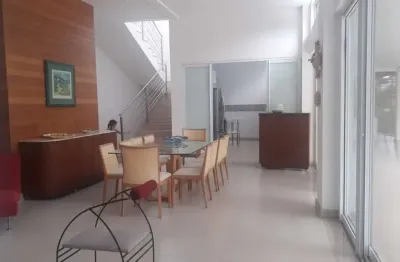 Casa em condomínio fechado com 3 quartos à venda na pastinho, 001, canto das águas, rio acima por r$ 2.300.000