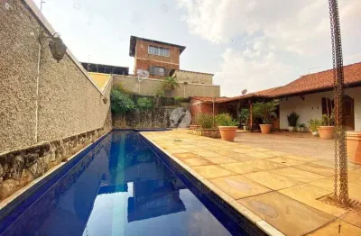 Casa com 5 quartos à venda na Rua Cosmos, 160, Santa Lúcia, Belo Horizonte por R$ 3.500.000