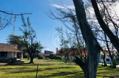 Terreno à venda na Avenida Beira Rio, 100, Unamar, Cabo Frio