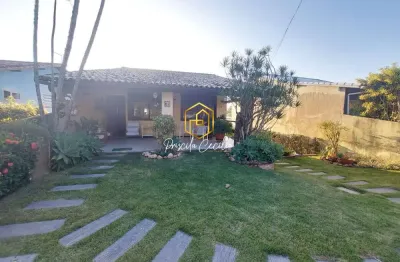 Casa em condomínio fechado com 3 quartos à venda na rodovia amaral peixoto, 1000, praia linda, são pedro da aldeia, 135 m2 por r$ 600.000