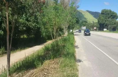 Terreno à venda no Sampaio Correia (Sampaio Correia), Saquarema 