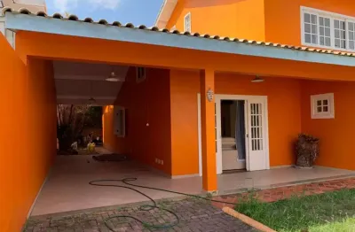 Casa em condomínio para locação em cabo frio, praia do siqueira, 6 dormitórios, 2 suítes, 3 banheiros, 2 vagas