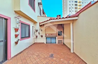 Sobrado à venda no Condomínio Village de France, próximo à Pizzaria Maquepizza - Bairro Lagoinha, Ribeirão Preto/SP.