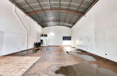 Salão comercial de 271m² de área construida para locação. excelentre localização, próximo à avenida barão do bananal - bairro jardim zara, ribeirão preto/sp.