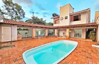 Sobrado invertido de 322m² de área construída a venda, próximo ao novo shopping - bairro ribeirânia, ribeirão preto/sp.