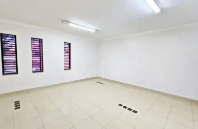 Sala comercial de 28m² de área útil para locação. excelente localização, próximo ao novo shopping - bairro ribeirânia, ribeirão preto/sp.