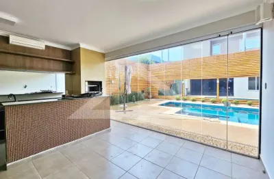 Sobrado à venda no condomínio saint gerard, próximo ao colégio marista - ribeirão preto/sp.