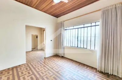 Casa térrea para locação no bairro vila tibério, próximo ao santuário nossa senhora do rosário - ribeirão preto/sp.