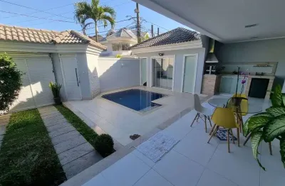 Casa de condomínio para venda possui 340 metros quadrados com 5 quartos