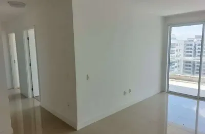 Cobertura para venda possui 247 metros quadrados com 4 quartos