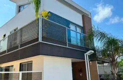 Casa de condomínio no recreio dos bandeirantes com 436 m² sendo 3 suítes