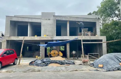 Casa com 4 dormitórios à venda no bairro estados em timbó/sc