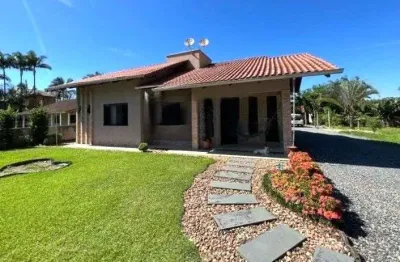 Casa com 4 dormitórios à venda no bairro divineia em rio dos cedros/sc