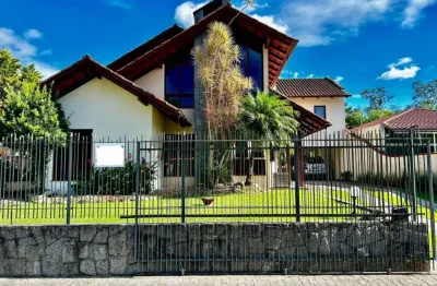 Casa com 4 dormitórios à venda no bairro centro em timbó/sc