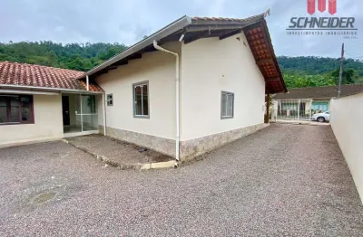 Casa com 3 dormitórios à venda no bairro centro em rodeio/sc