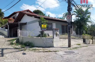 Casa com 3 dormitórios à venda no bairro água verde em blumenau/sc