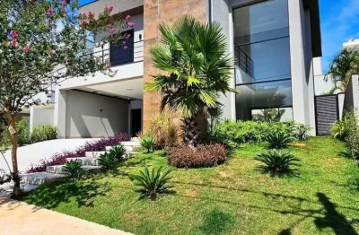 Imperdível Casa em Condomínio à Venda em Campinas-SP, Loteamento Parque dos Alecrins  3 Quartos, 3 Suítes, 1 Sala, 5 Banheiros, 4 Vagas, 290m².