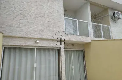 Casa com 3 quartos à venda na rua júlio rinaldi, vila salete, são paulo por r$ 850.000